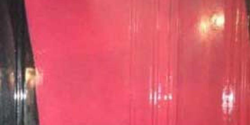 Deur Maagdenhuis opnieuw beklad uit protest