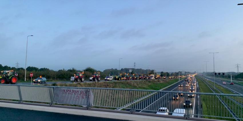 boeren, trekkers, a27, muurvast, weg, binnendoor 