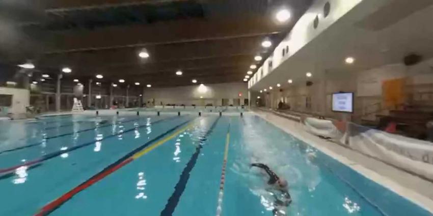 Maarten van der Weijden zwemt na ruim 100 kilometer nog even 12 uur door