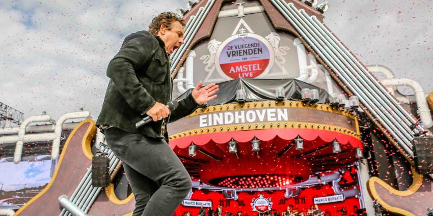 Artiesten vliegen met heli naar Eindhoven, Zwolle en Amsterdam