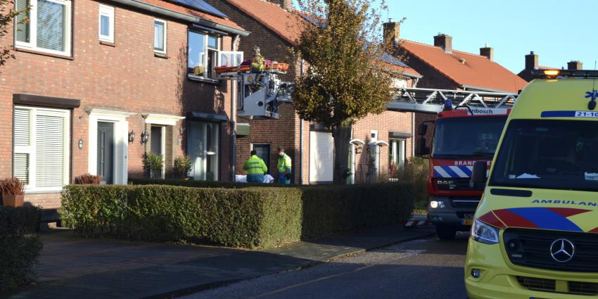 Ladderwagen ingezet voor patiënt