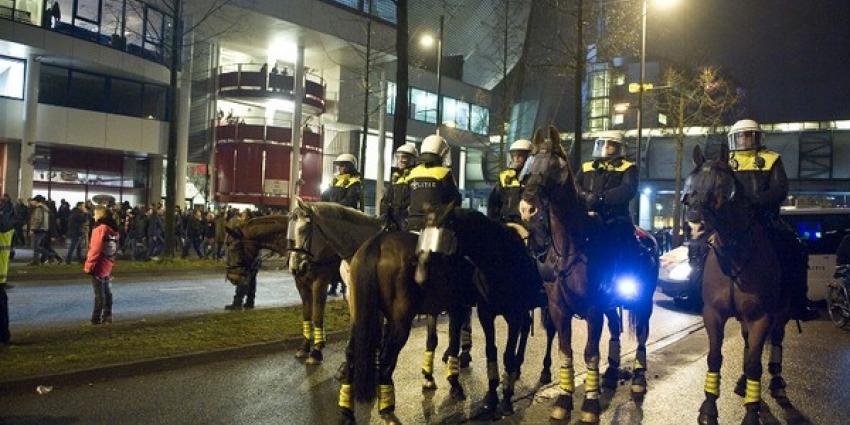 Politiepaard verongelukt bij begeleiding demonstratie 