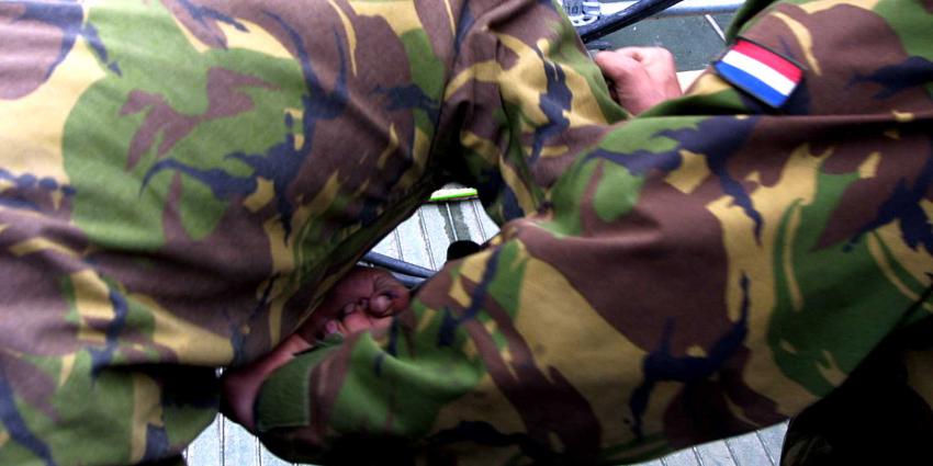 militair-2-camouflage-vlag