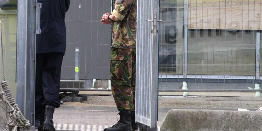 militair-hek-bewaken