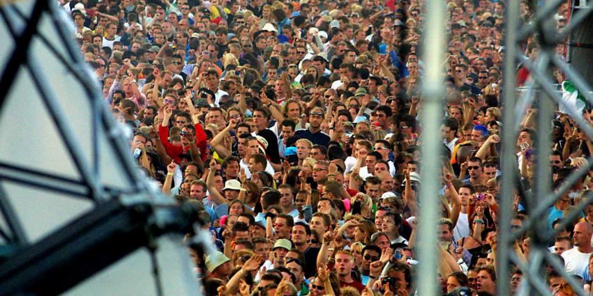 Politie houdt 45 festivalgangers aan Intents Festival Oisterwijk