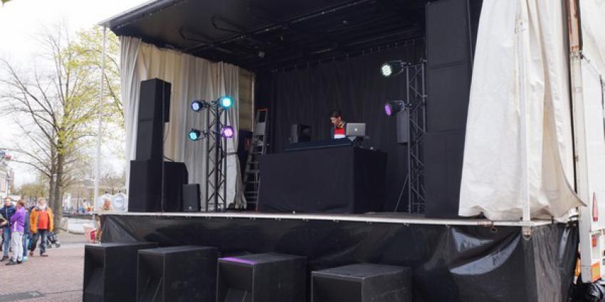 Gezellige drukte op Koningsdag in Heerenveen