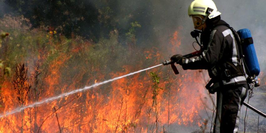 Brandweer druk met brandjes blussen door baldadigheid in aanhoudende droogte