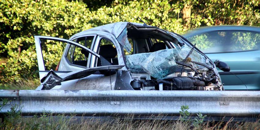 Foto van auto na ongeval A50 | Willy Smits | www.112journaal.nl