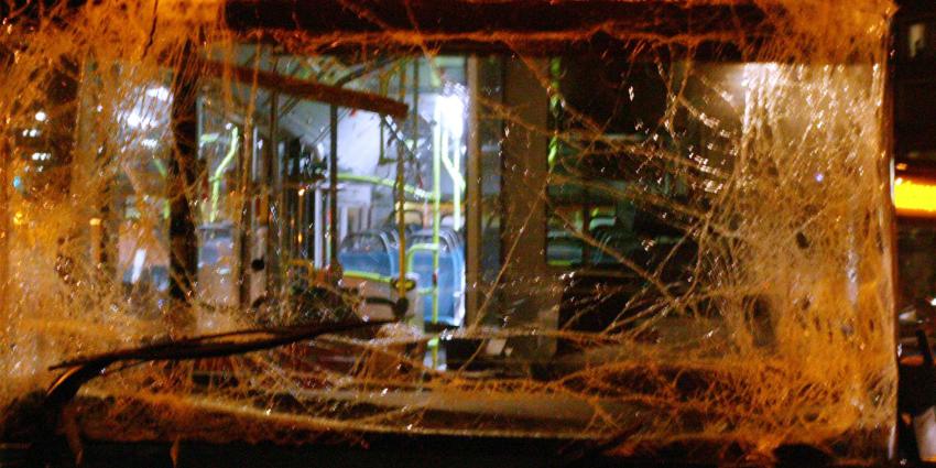 Veertien gewonden bij busongeval in Almere Stad 