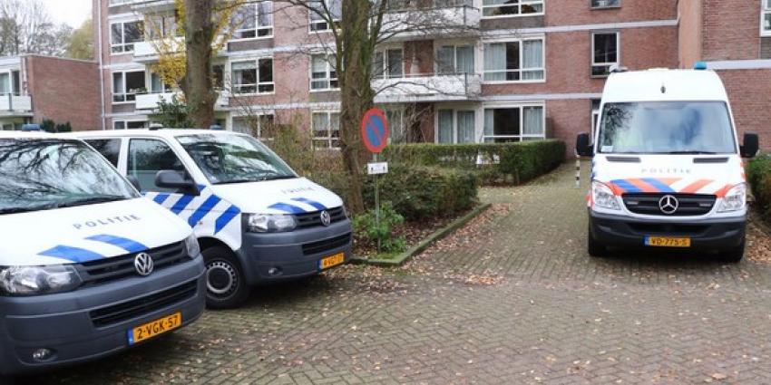 Politie start grootschalig onderzoek naar overlijden vrouw Vlaardingen