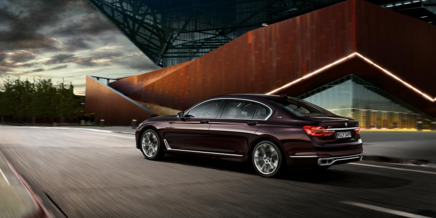 BMW maakt prijs BMW M760Li xDrive bekend