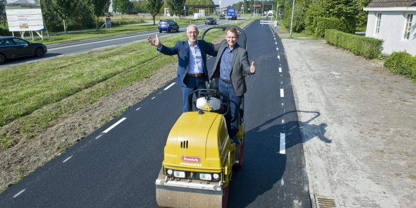 Fietspad van gebruikt toiletpapier bij Leeuwarden