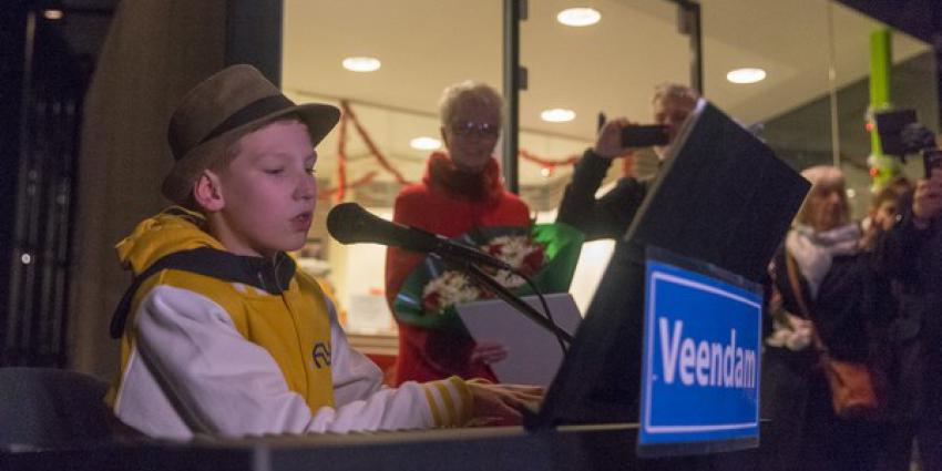 'Pianojongen' Bas haalt met zijn pianotour tienduizenden euro's op voor onderzoek naar diabetes