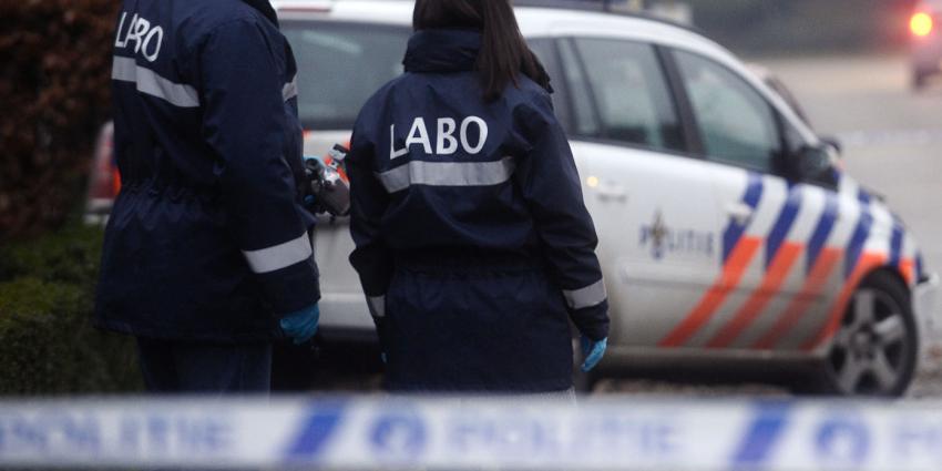 Bizar: Twee doden en gewonde en veel schade bij dubbele carjacking