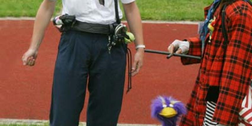 Foto van clown en politie | Archief EHF
