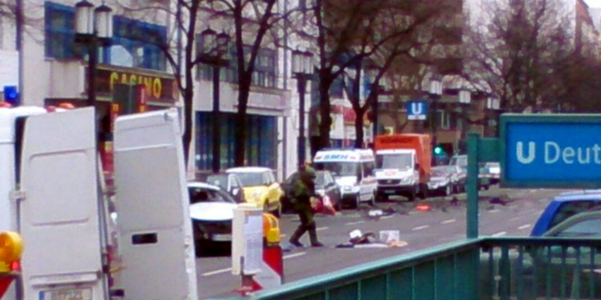 Auto met explosief ontploft in Berlijn