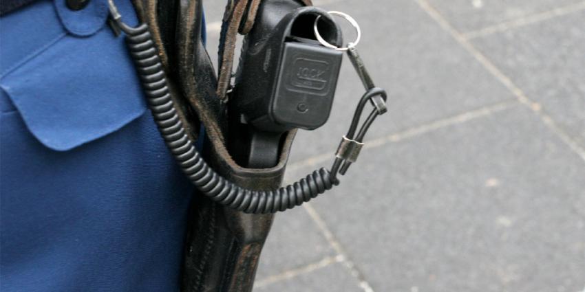 Ex-agent overvalt supermarkt