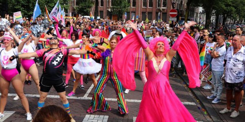 Pride 2018 barst los met Pride Walk naar Vondelpark
