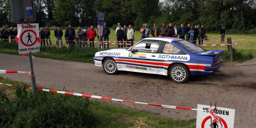 Foto van auto rally ELE 2013 | Fons Hendriks | www.hendriks-multimedia.nl