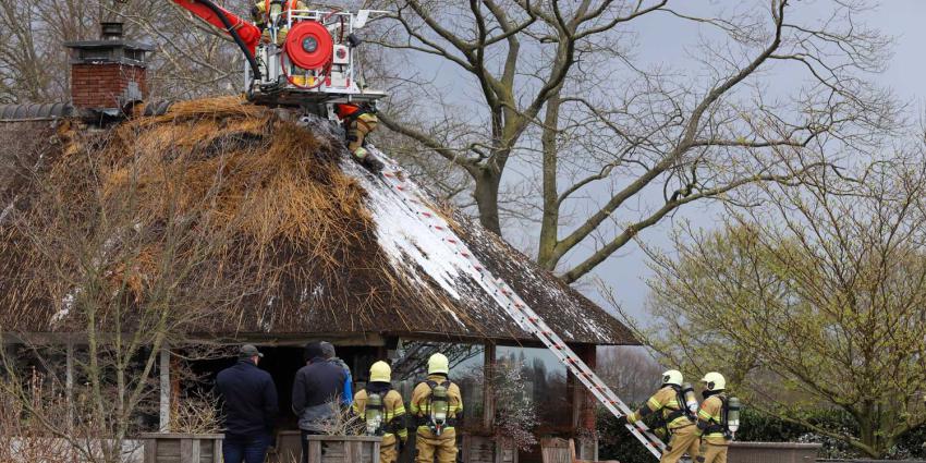 riet-dak-brand-brandweer