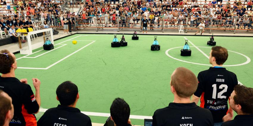 Nederland weer wereldkampioen voetbal voor robots