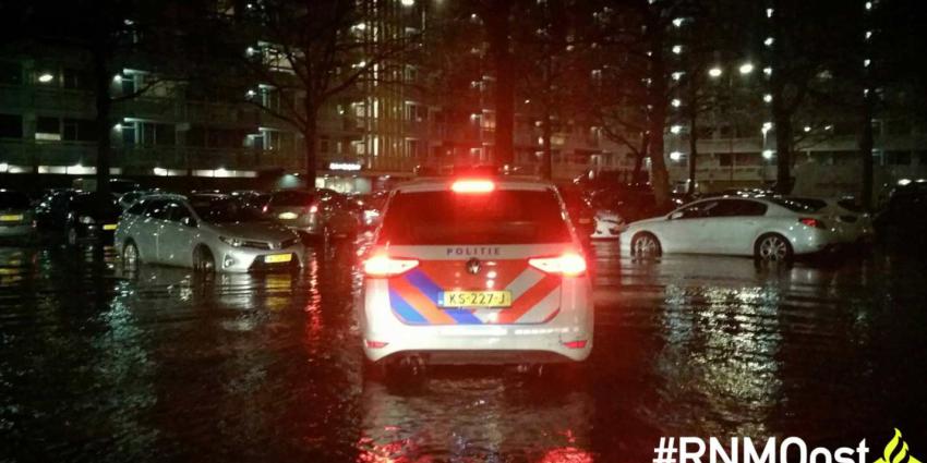Straten Rotterdam blank na gesprongen waterleiding