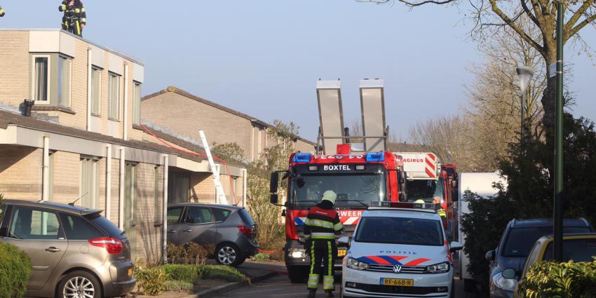 Brandweer rukt uit voor dakbrand in Boxtel