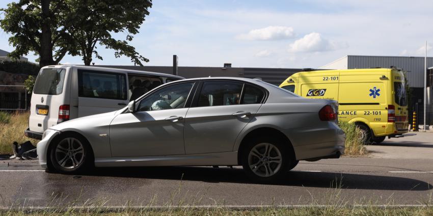 Auto's zwaar beschadigd door ongeval