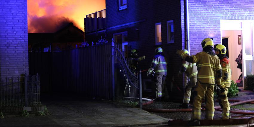 Brandweer blust brand