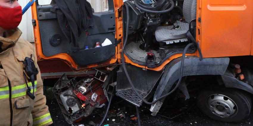 schoen-vrachtwagen-cabine-beknelling