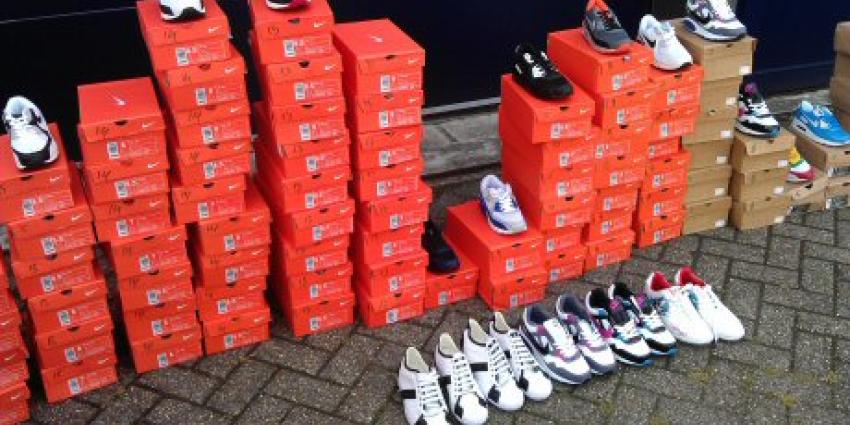 Foto van gestolen schoenen | Politie