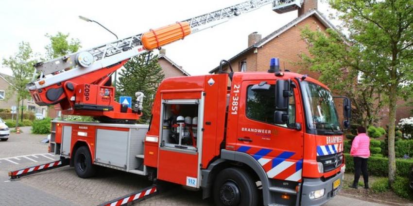 Politie sluit Postelstraat in Esch korte tijd af wegens schoorsteenbrand