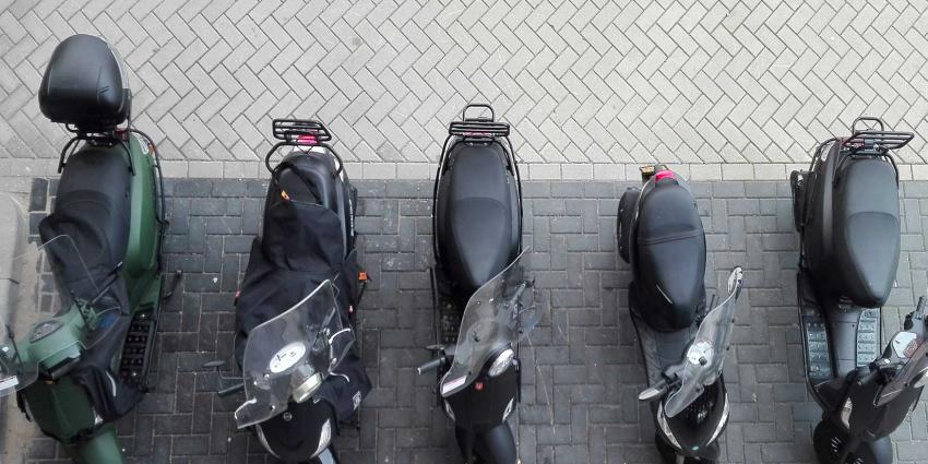 scooters-stalling