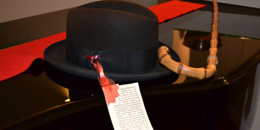 Hoed en wandelstok Charlie Chaplin onder de hamer