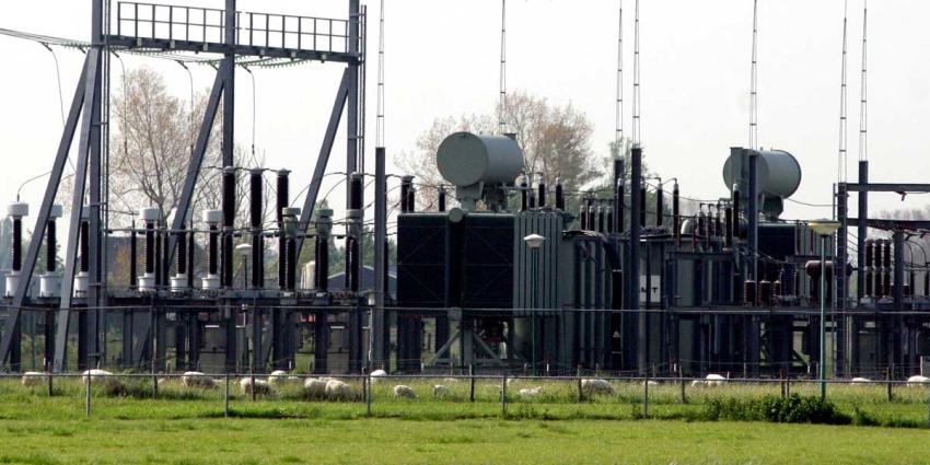 Hoogspanningsverbinding Eemshaven en Vierverlaten wordt bovengronds