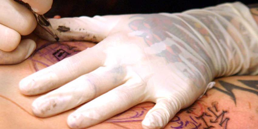 Nog steeds veel gevaarlijke zwarte tatoeage- en PMU-inkten 