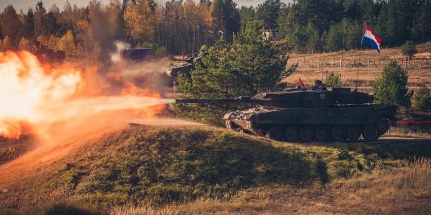 Leopard 2 tank