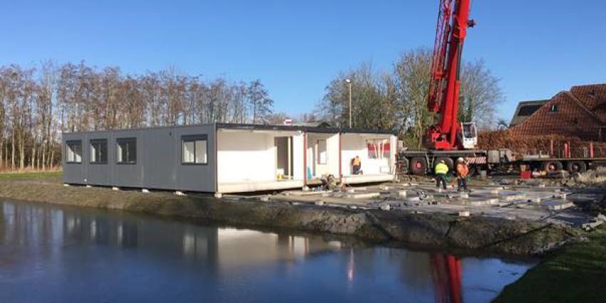 Plaatsen tijdelijke basisschool Kantens