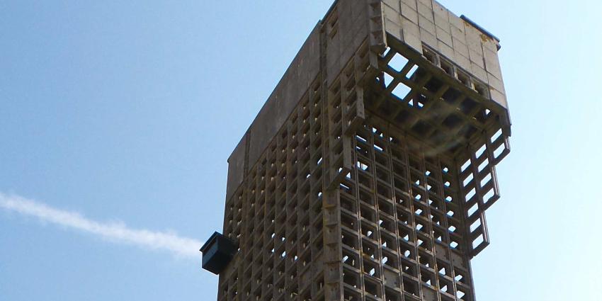 Start restauratie Luchtwachttoren 7O1 Warfhuizen