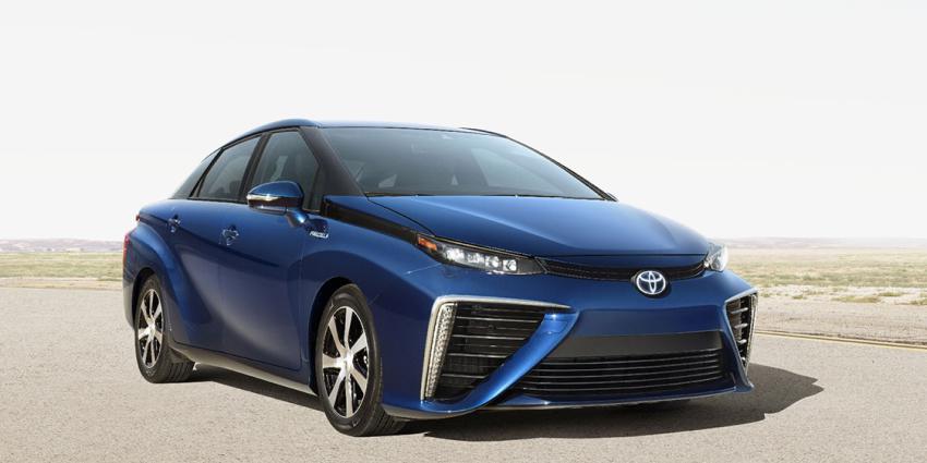 Nieuwe Fuel Cell Sedan (‘waterstofauto’) van Toyota gaat ''GROEN'' Nederland voorbij