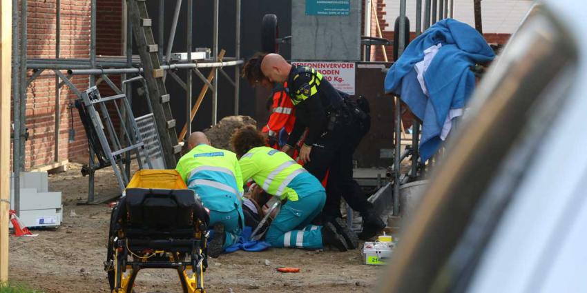 Man gewond na val van steiger in Schijndel