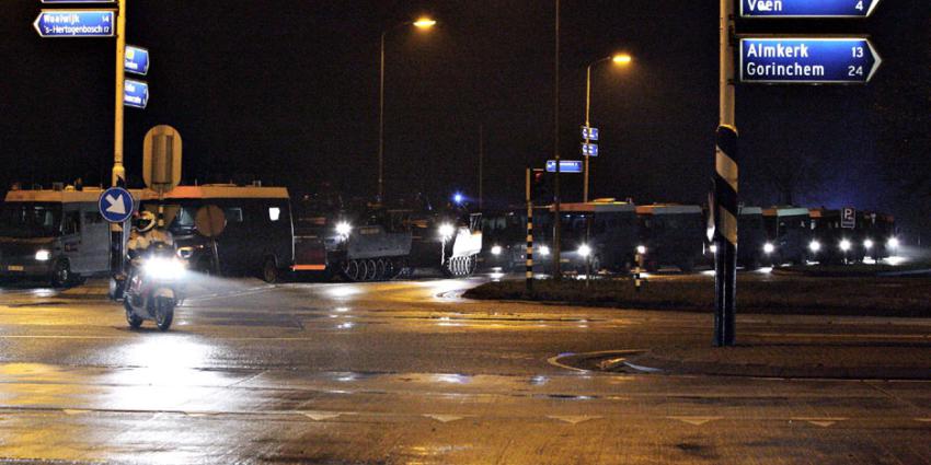 'OM betaalt relschoppers Veen 50.000 euro' 