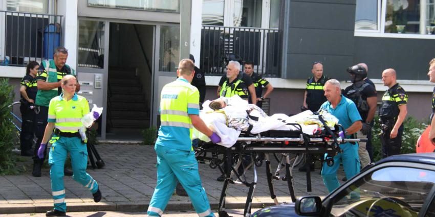 Arrestatieteam schiet verdachte met bijl neer na bedreiging