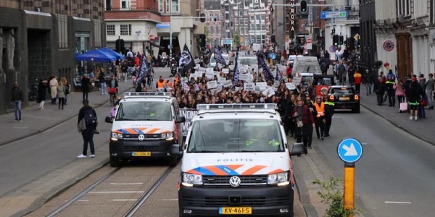 veganisten, demonstratie, dierenleed, industrie 