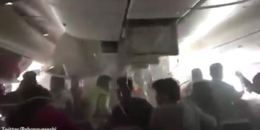Passagier filmt paniek vliegtuigcrash Dubai