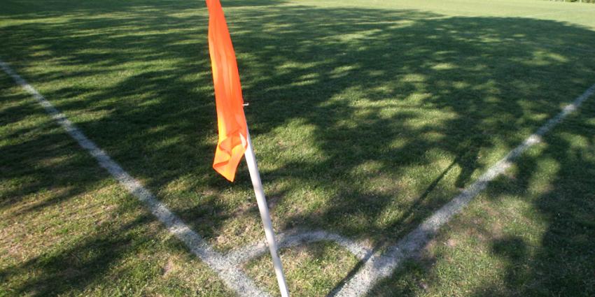 Foot van voetbalveld corner vlag | Archief EHF