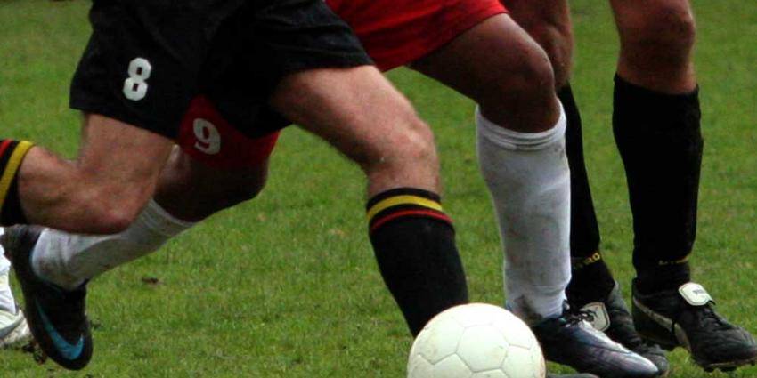 Foto van voetbal zwart rood | Archief EHF