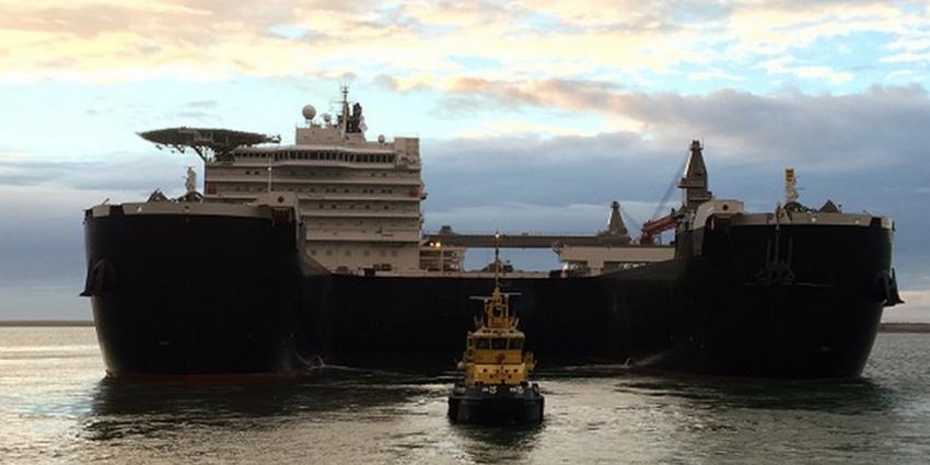 Extra diep gebaggerd voor grootste vrachtschip ter wereld in Rotterdam