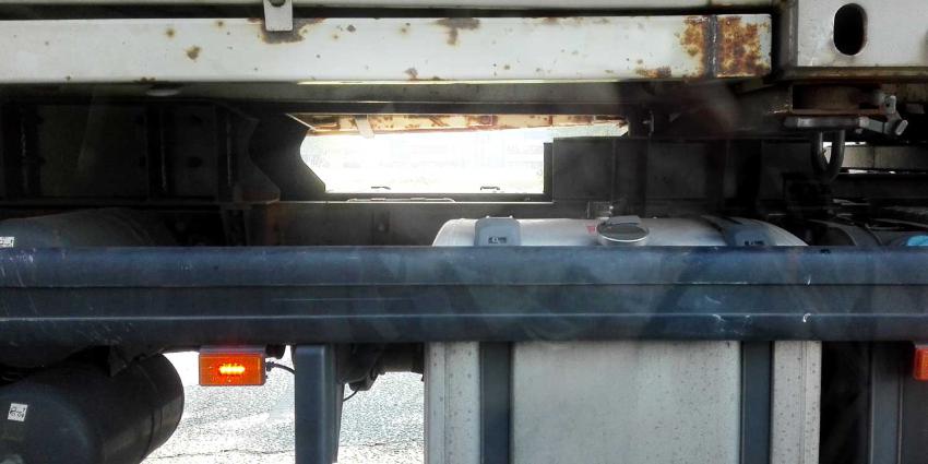 Medewerkers transportbedrijf Hedel stuiten op grote hoeveelheid harddrugs 