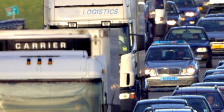 Nederlandse vrachtwagens vervoeren meer in eigen land
